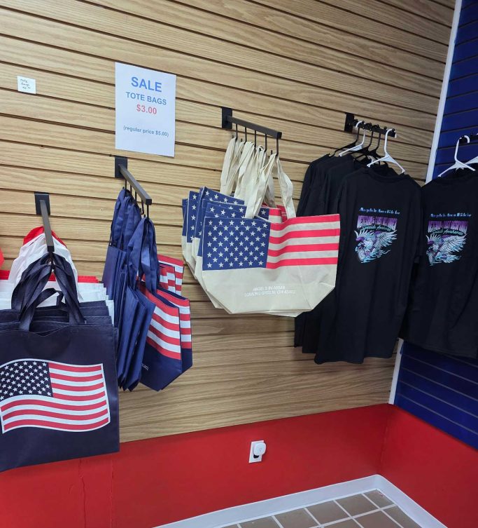 Patriotic tote bags image